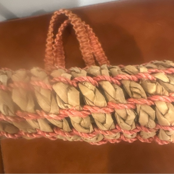 Straw Raffia Small Tote Spring Summer Ann Taylor Loft - Picture 9 of 10